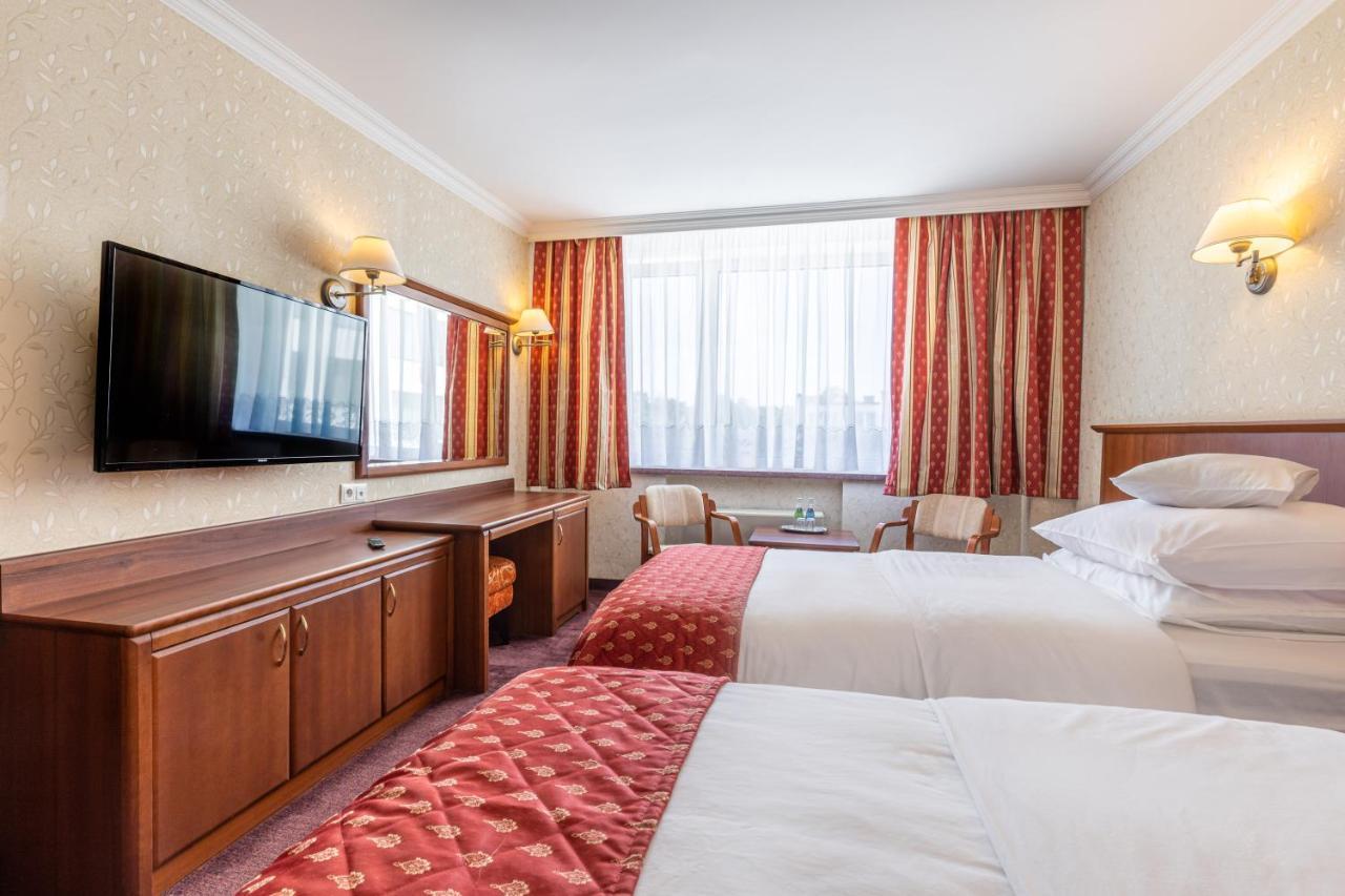 Hotel Golebiewski Μπιάλιστοκ Εξωτερικό φωτογραφία