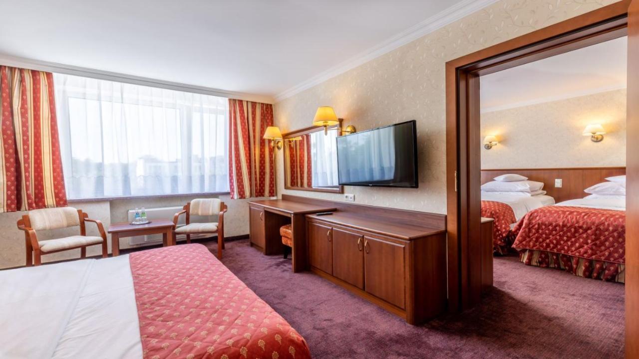 Hotel Golebiewski Μπιάλιστοκ Εξωτερικό φωτογραφία